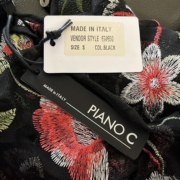 Piano C Top Shirt S Black Sheer Flower Embroidered Bell Sleeve NWT Whimsigoth - Picture 8 of 12